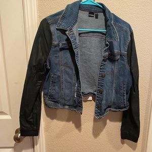 Denim jacket with leather sleeves size XL